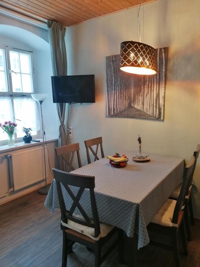 Ruestzeitenheim Sonnenschein Saalburg Buitenkant foto